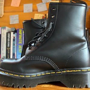 Dr. Martens Brand New Unworn 1460 Bex Unisex size 5M 6F runs large, fits like 7F